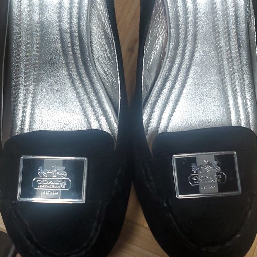 Shoes - Picture 3 of 3